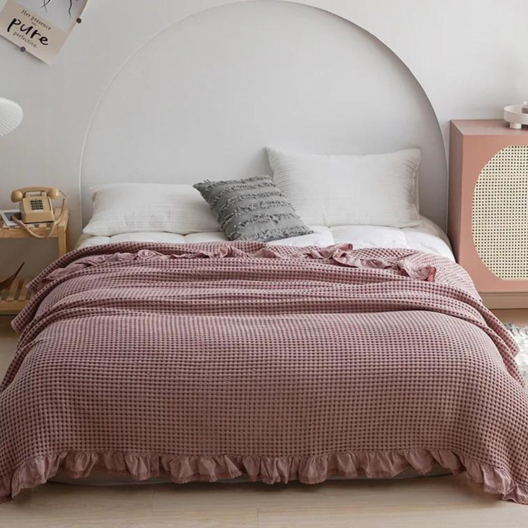 Olivia Waffle Throwing Blanket