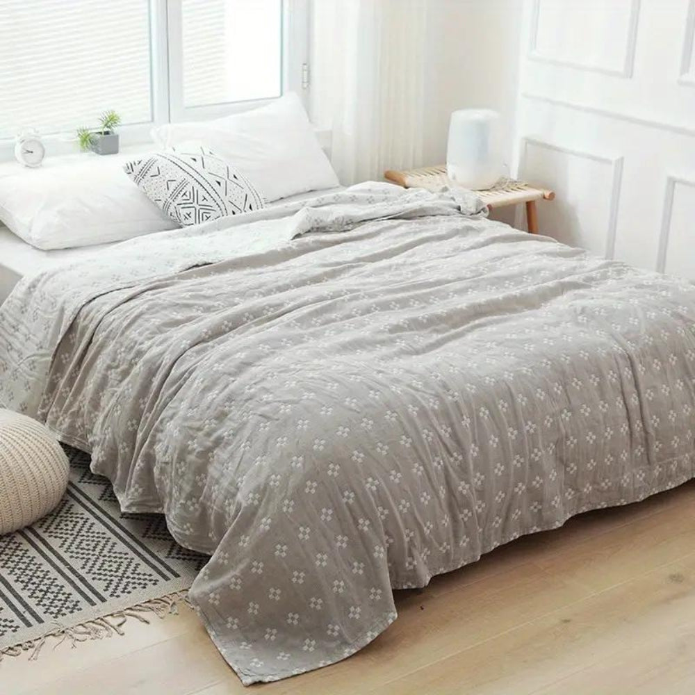 Diamond Dot Comfortable Blanket