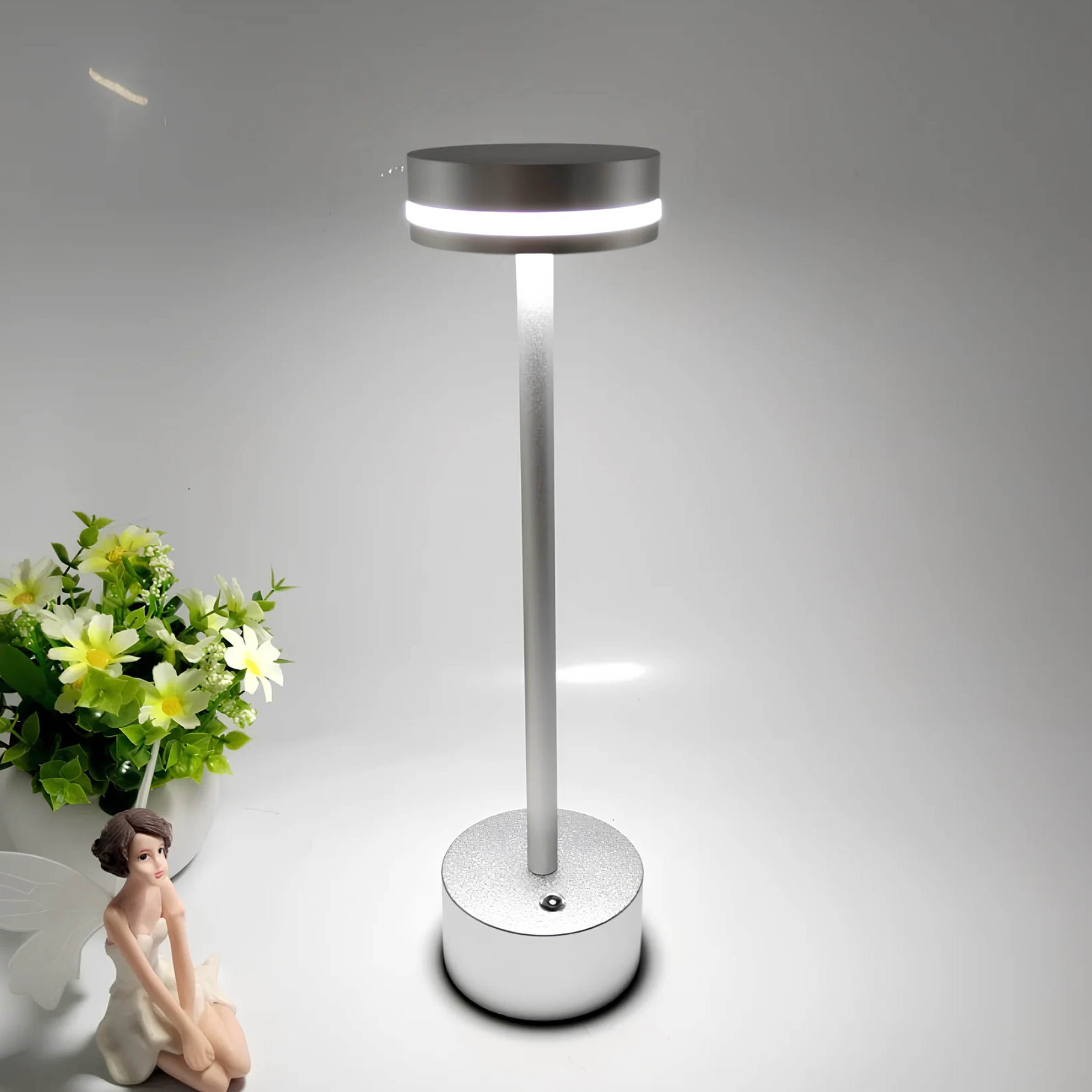 Minimalist Wireless LED Table Lamp