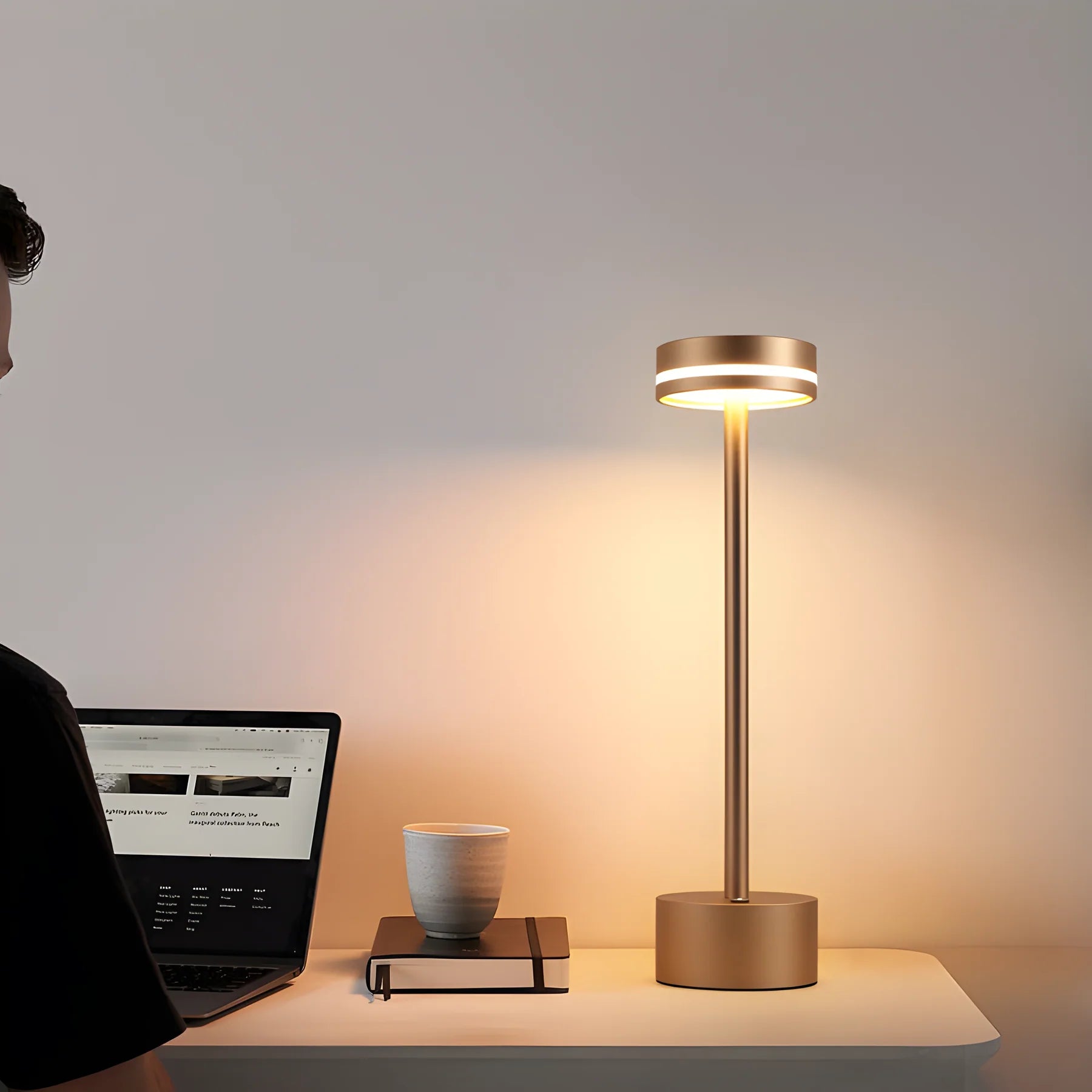 Minimalist Wireless LED Table Lamp