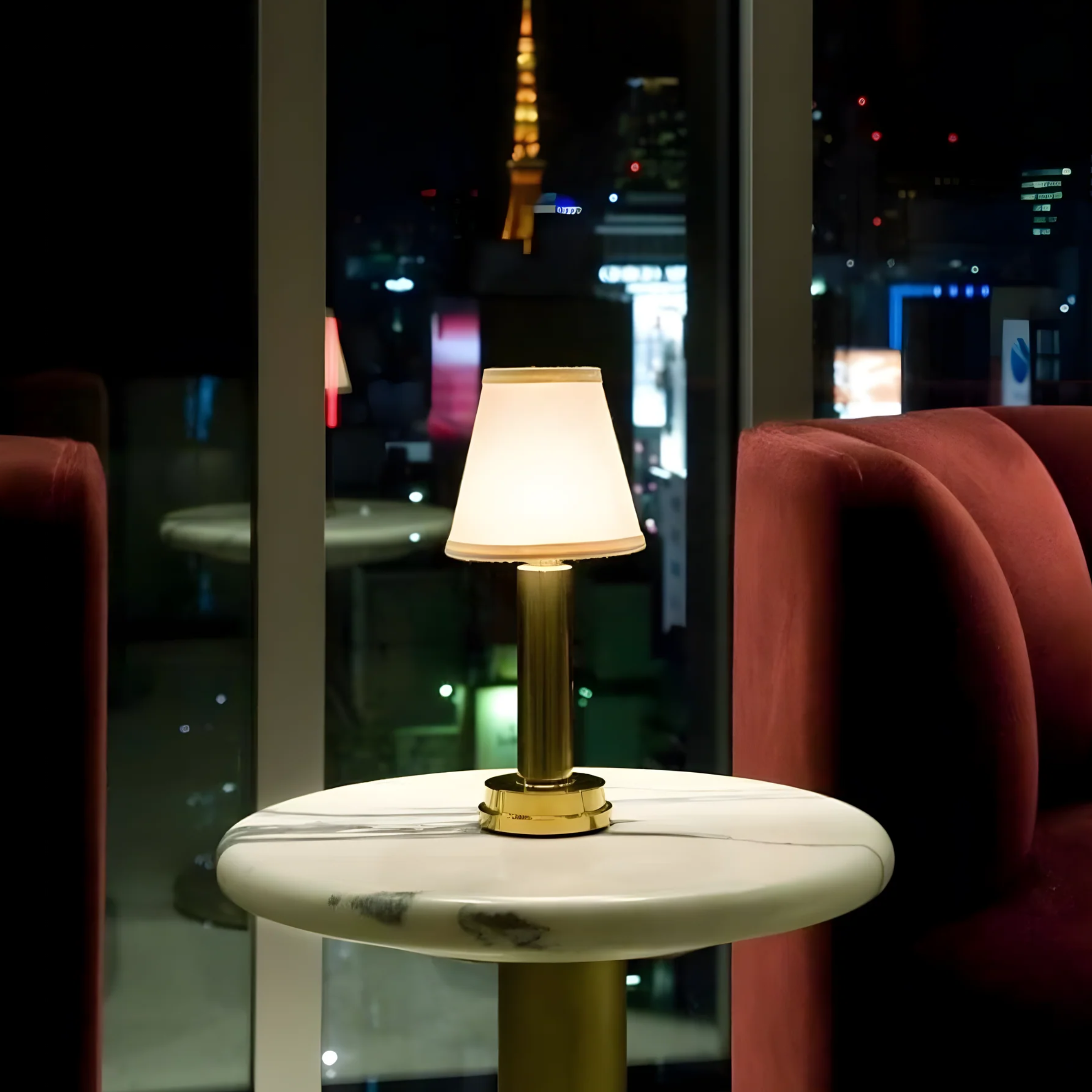 Timeless Elegance: Wireless Fabric Table Lamp