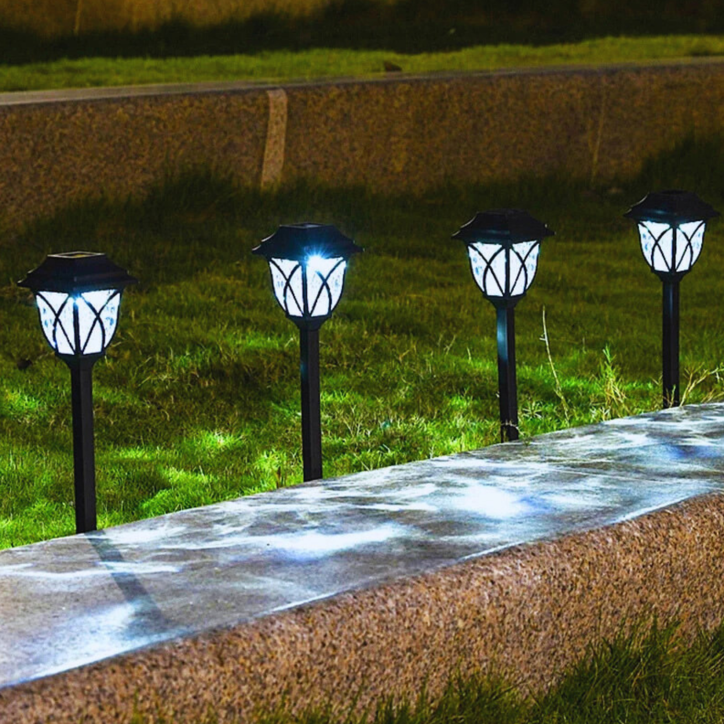 Smart Solar Garden Lights Set