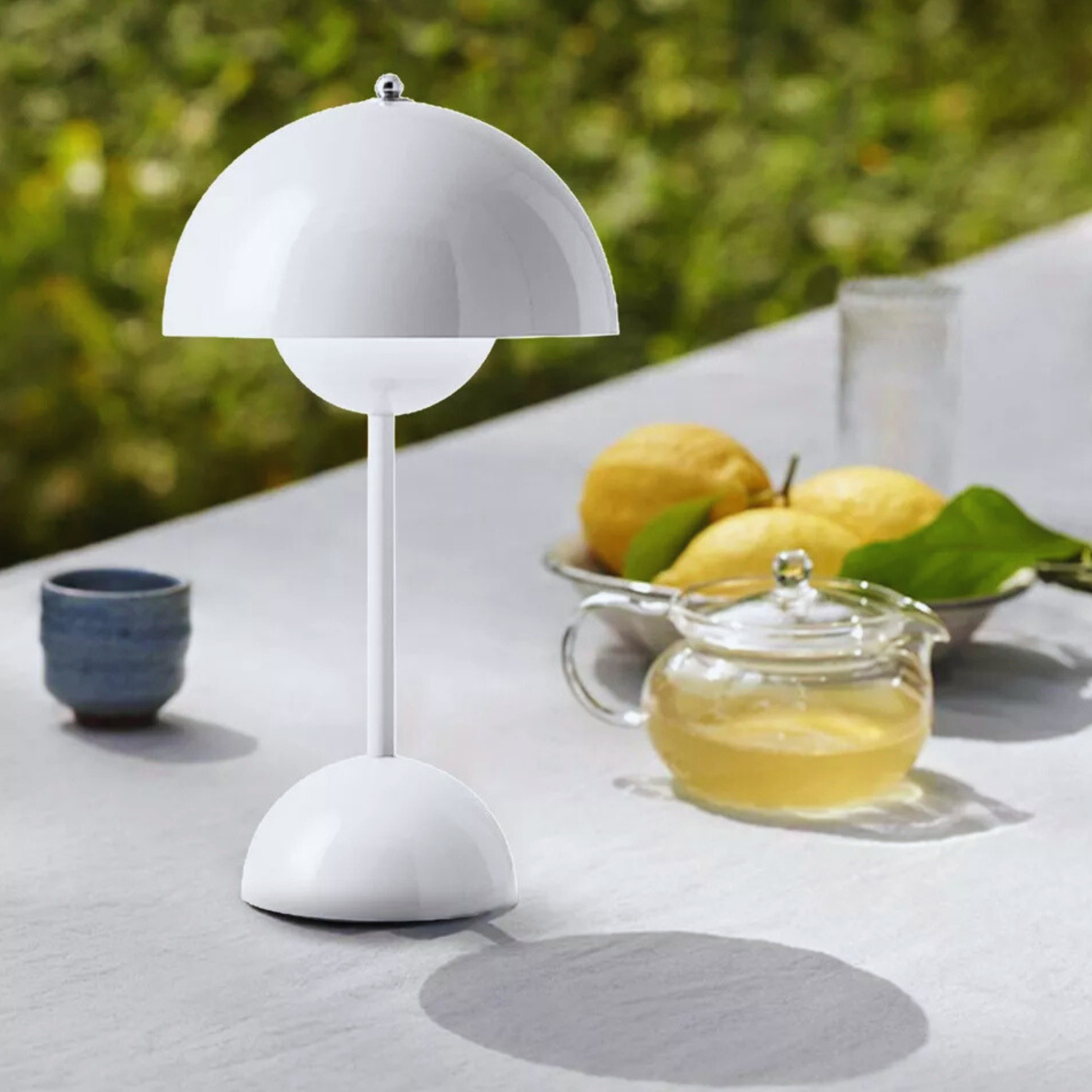 Modern Sunshade LED Wireless Table Lamp