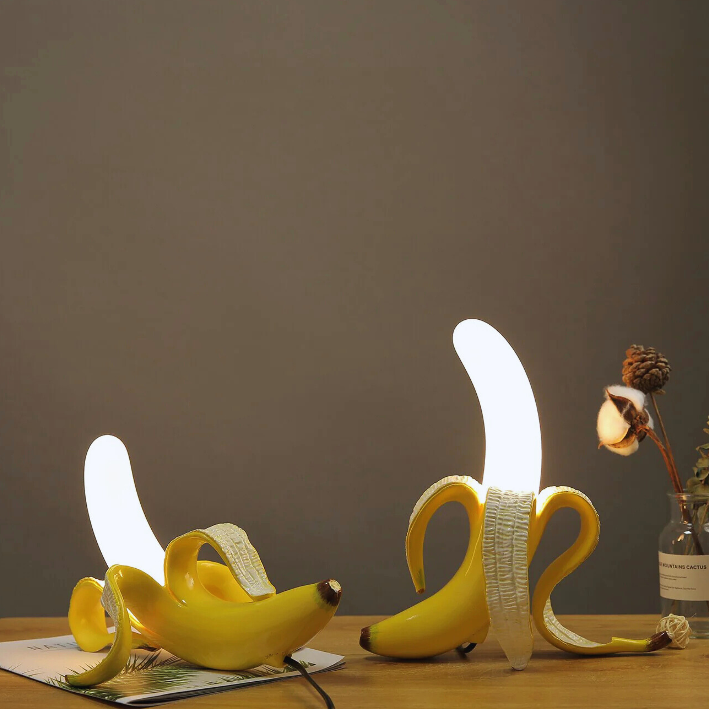 Finesse Banana Table Lamp in Art Deco Style