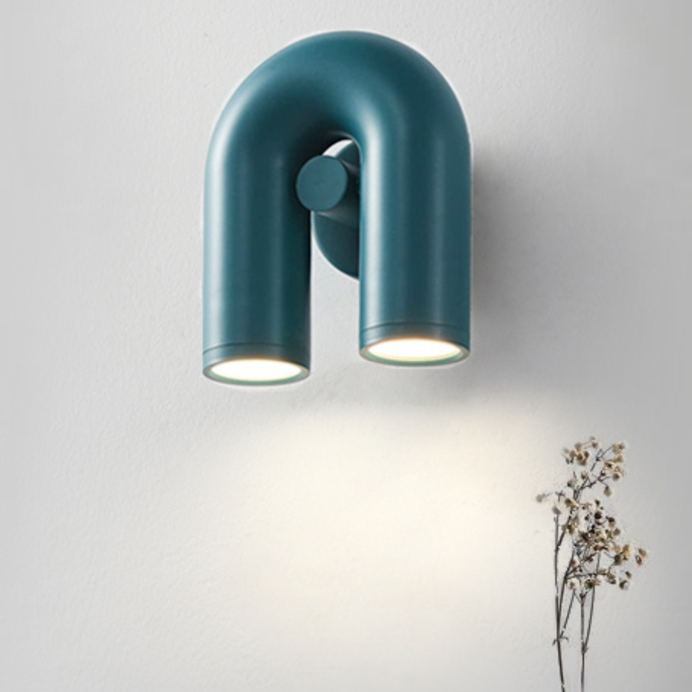 Stylish Modern LED Wall Light