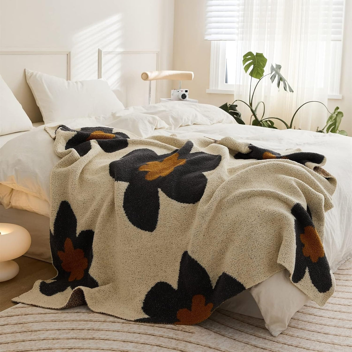Floral Charm Knitted Blanket