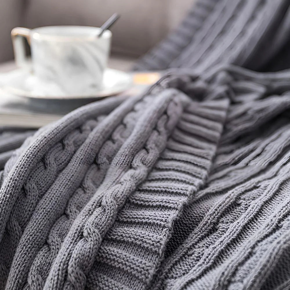 Cozy Braid-Design Cotton Throw