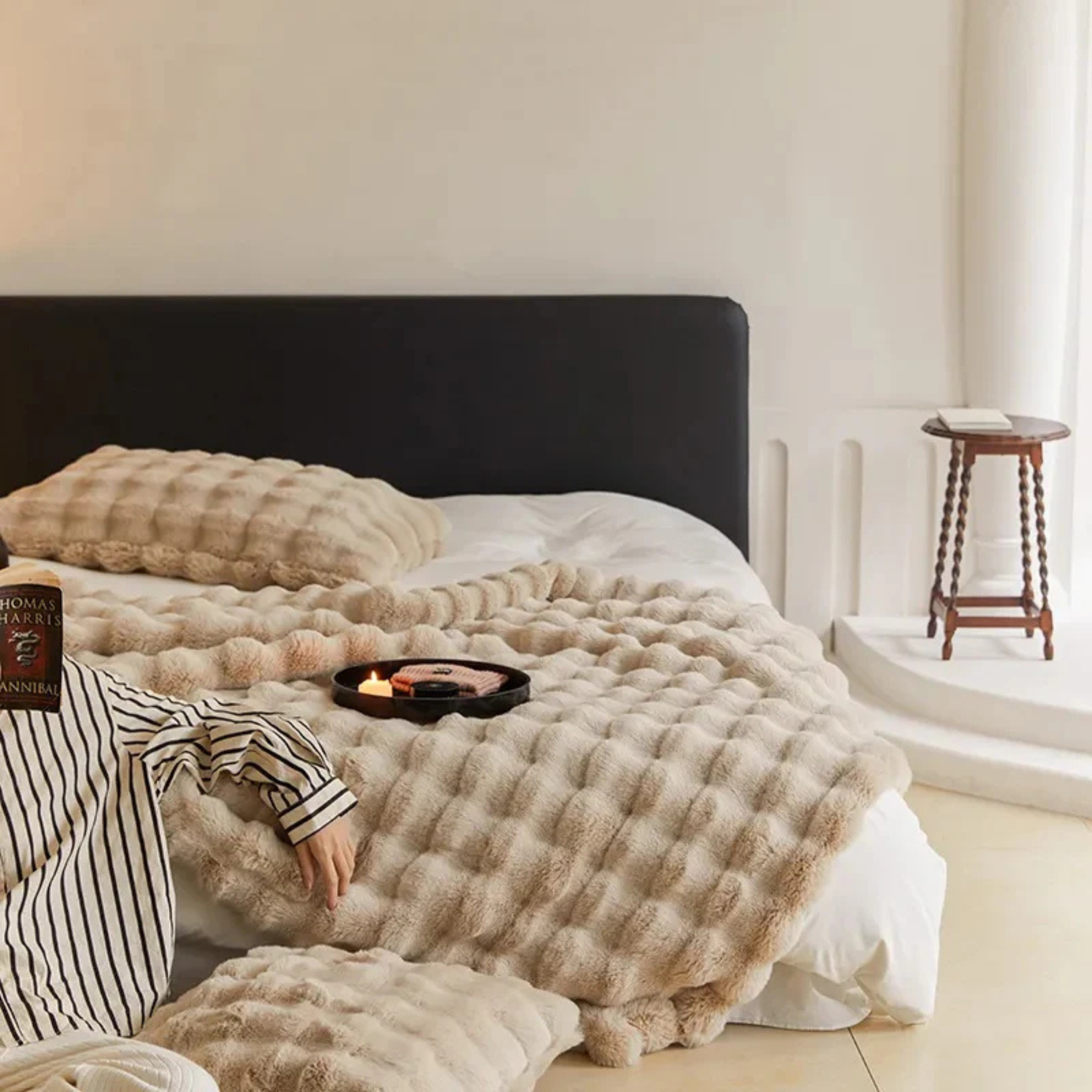 Cozy Luxe Faux Fur Blanket