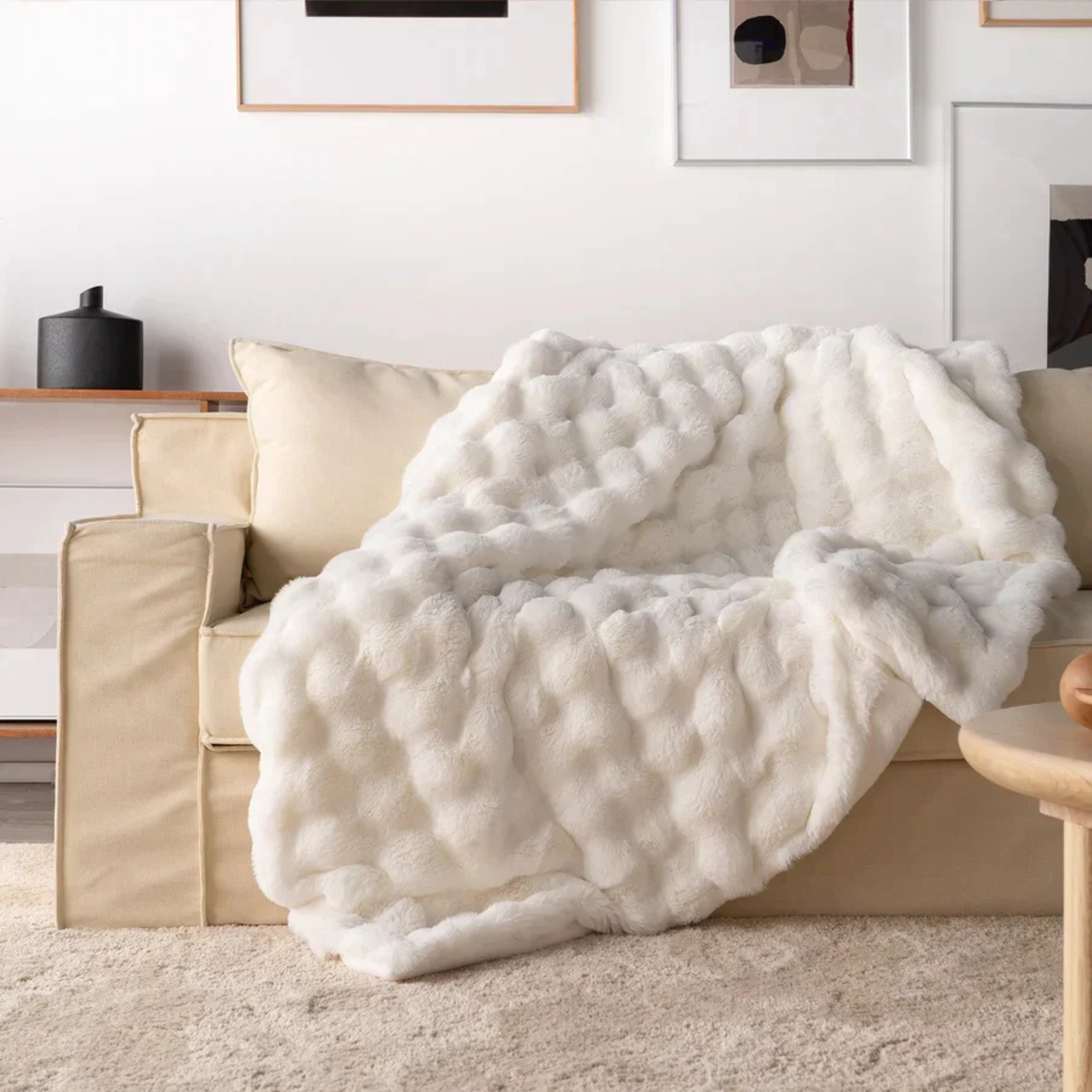 Cozy Luxe Faux Fur Blanket