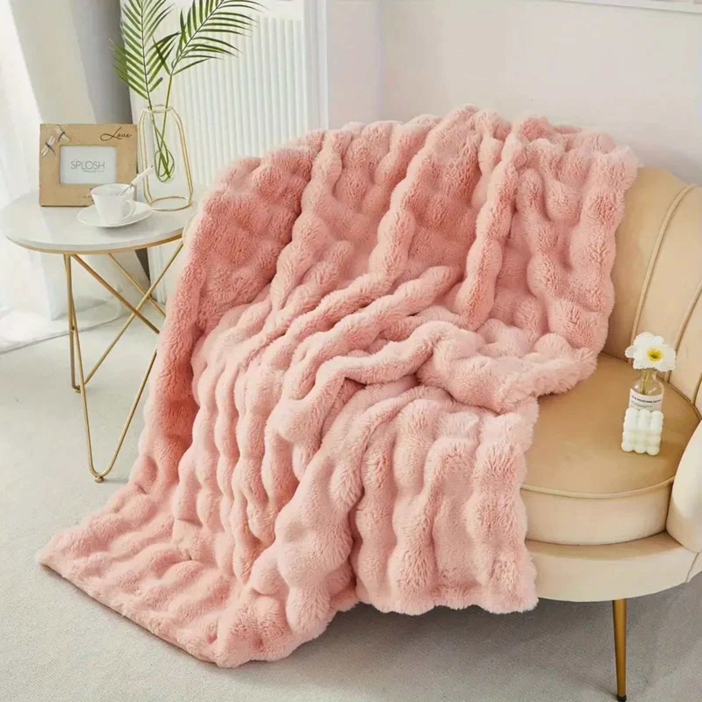 Cozy Luxe Faux Fur Blanket