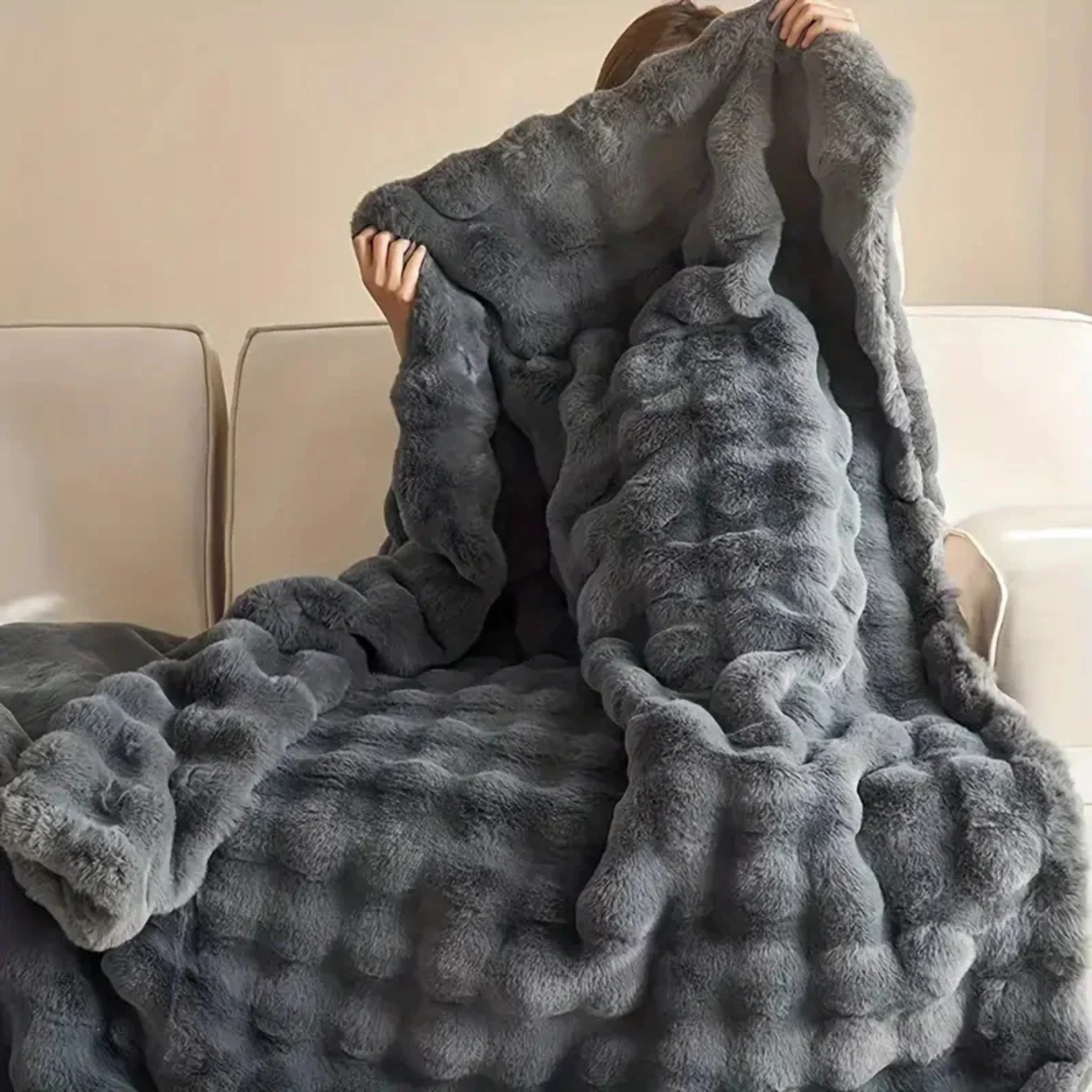 Cozy Luxe Faux Fur Blanket