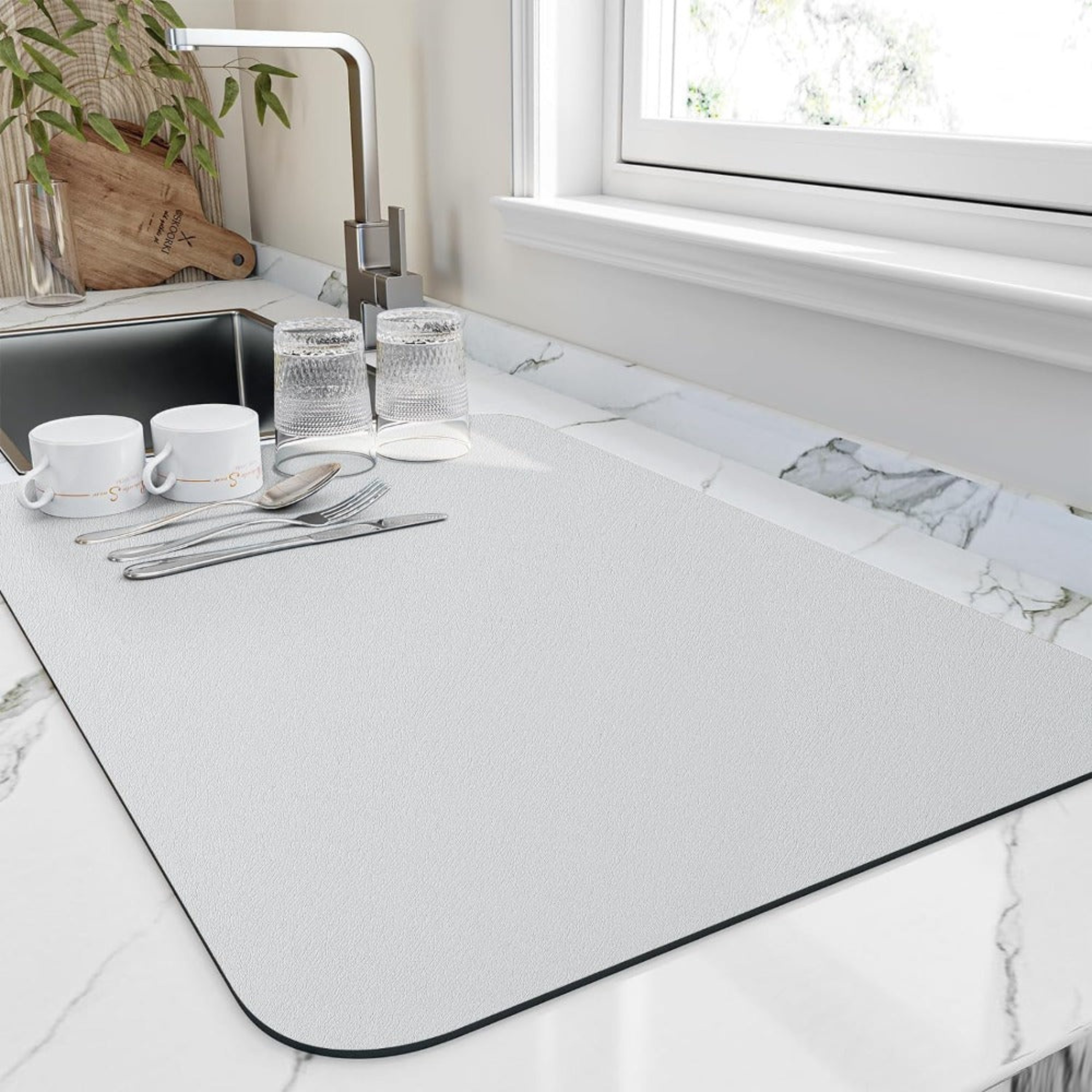 Ultra-Absorbent & Fast-Drying Kitchen Dish Mat