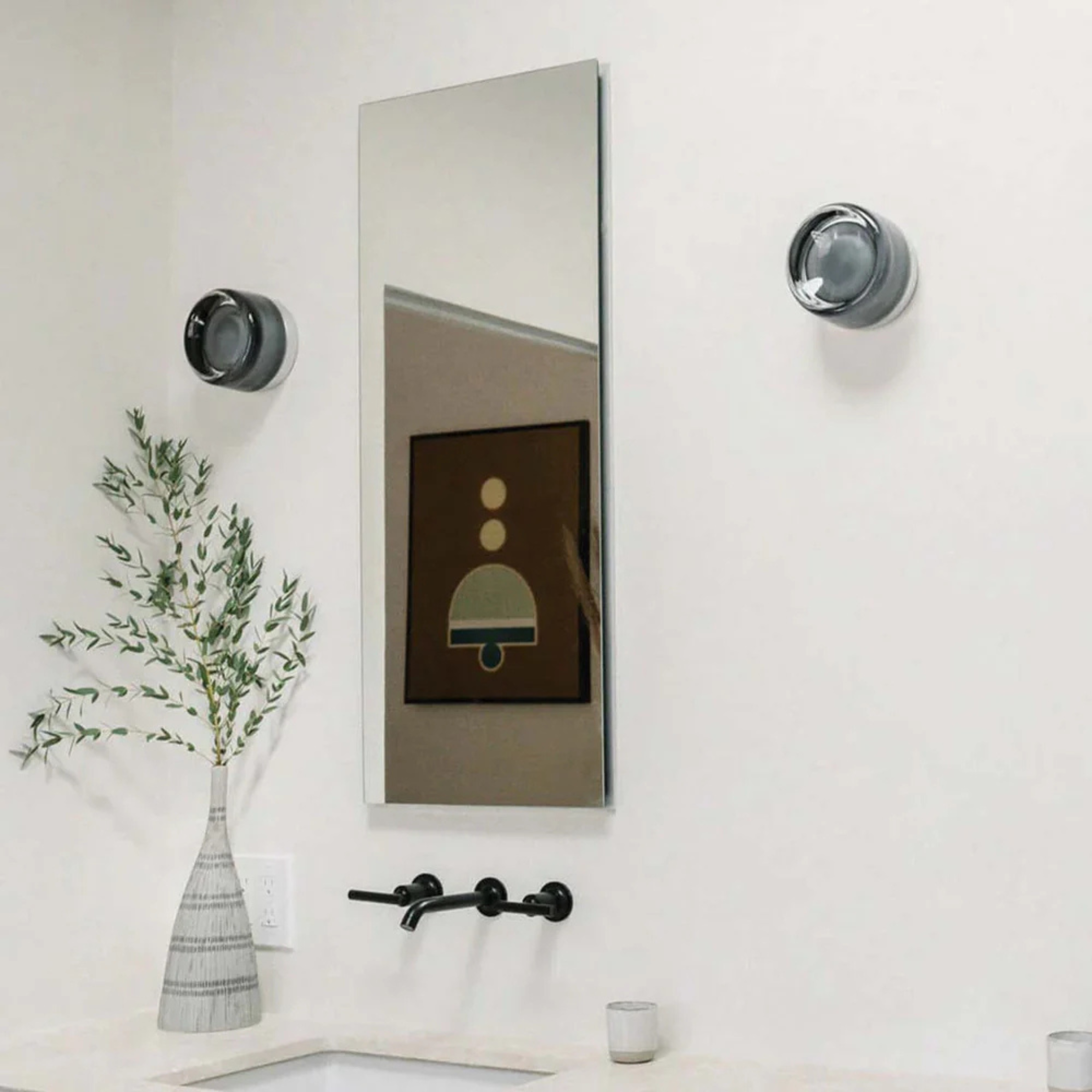 Modern Minilamist Sconce Light