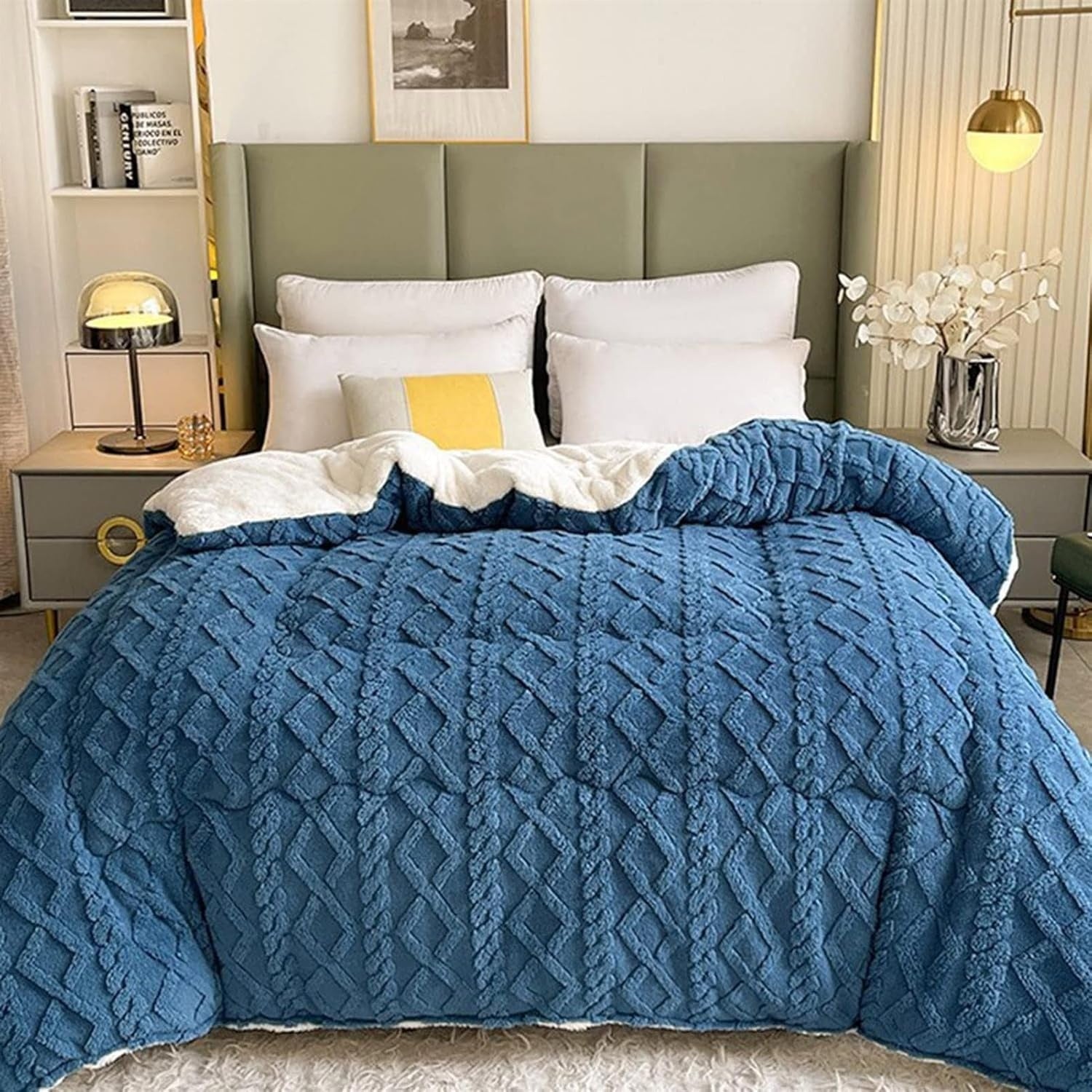 Ultra Cozy Winter Sherpa Blanket