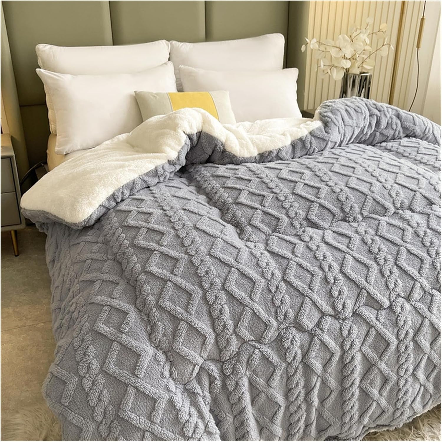 Ultra Cozy Winter Sherpa Blanket