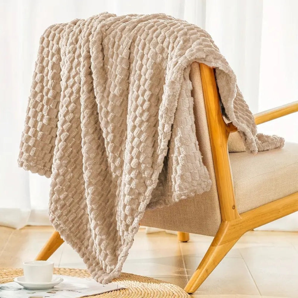 Cloud Bliss Plush Throw Blanket