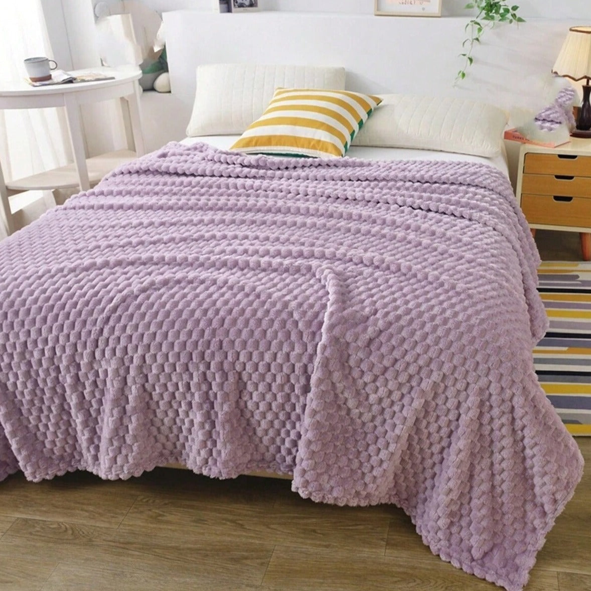Cloud Bliss Plush Throw Blanket