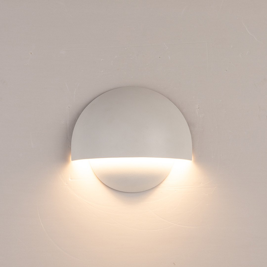 Minimalist Scandinavian LED Wall Light | Indoor & Outdoor Use