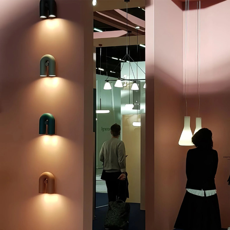 Stylish Modern LED Wall Light