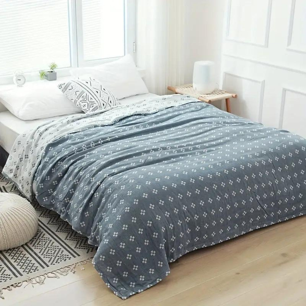 Diamond Dot Comfortable Blanket