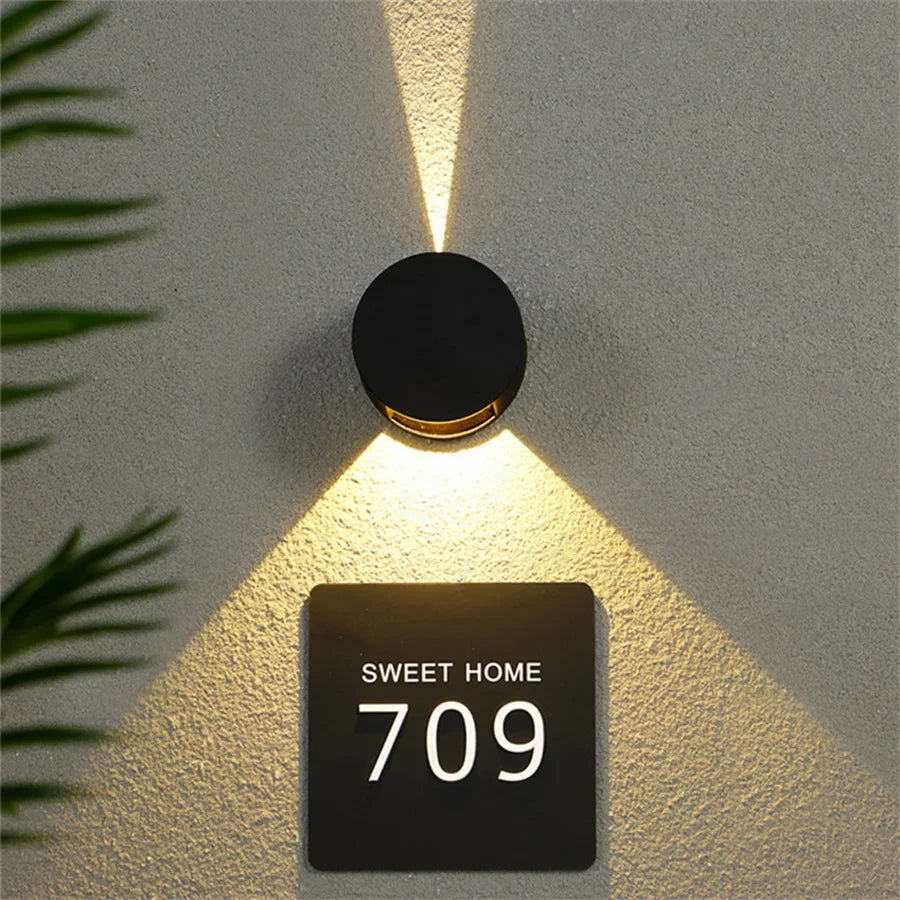 Spot Glow Round Outdoor Light