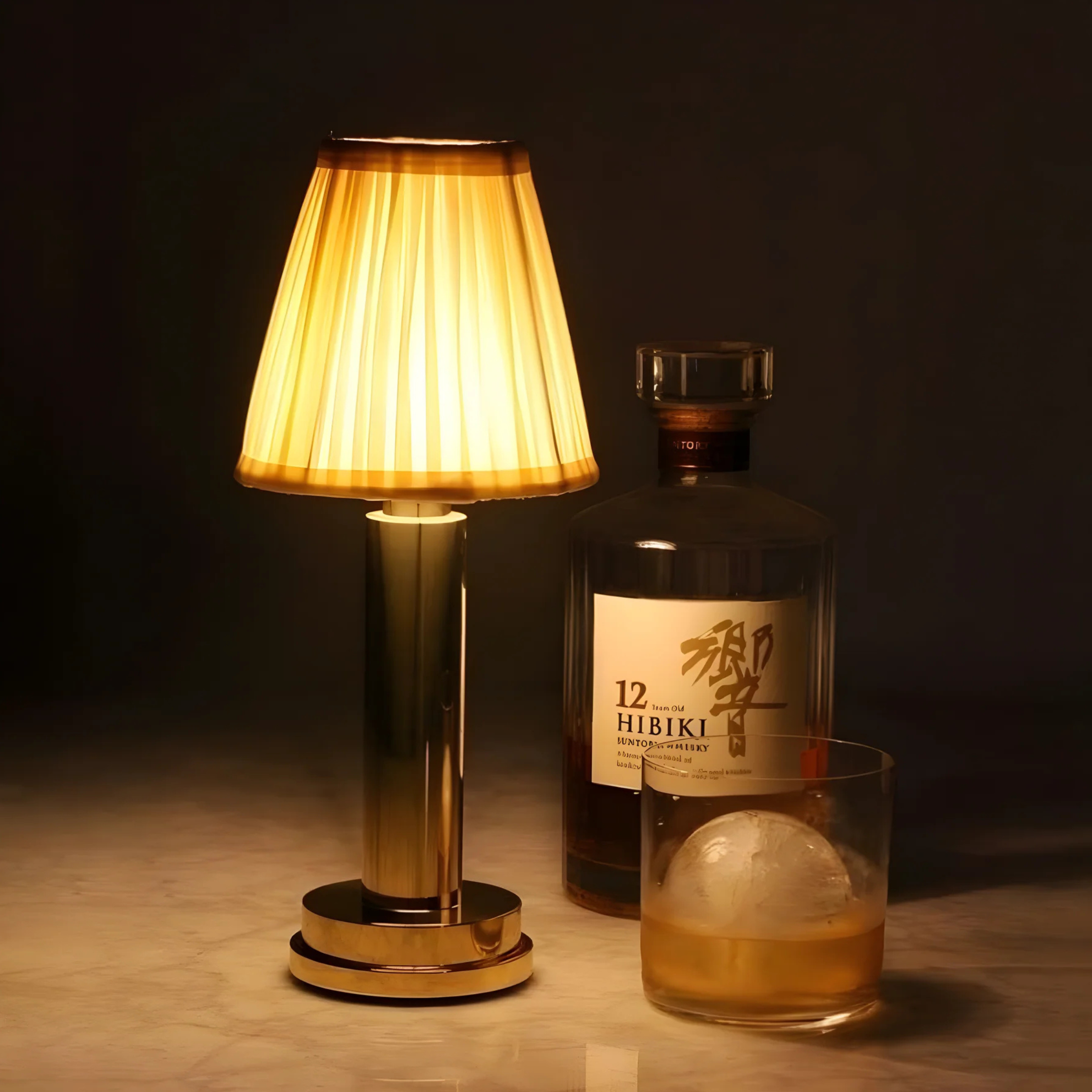 Timeless Elegance: Wireless Fabric Table Lamp