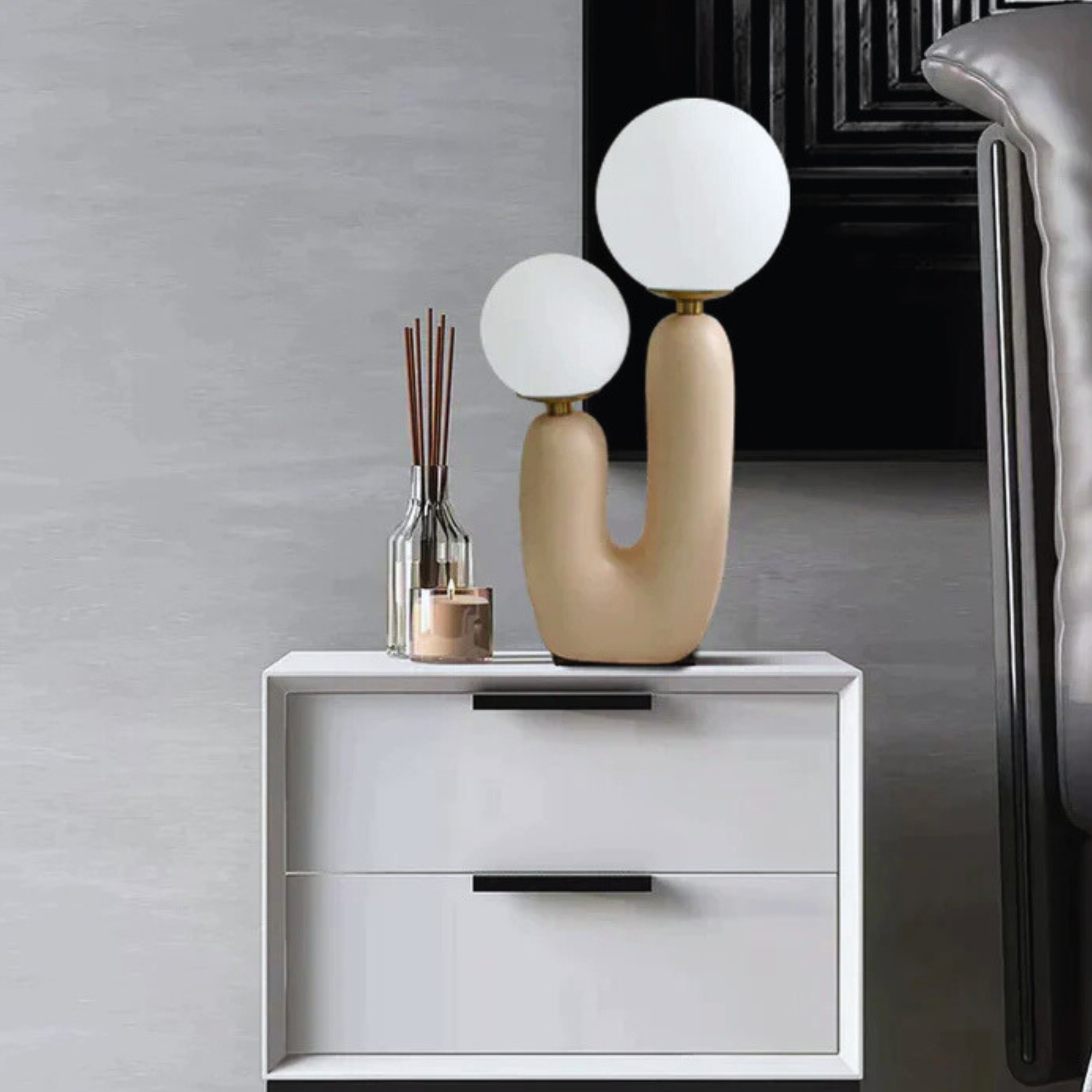 Radiant Cactus-Inspired Modern Table Lamp