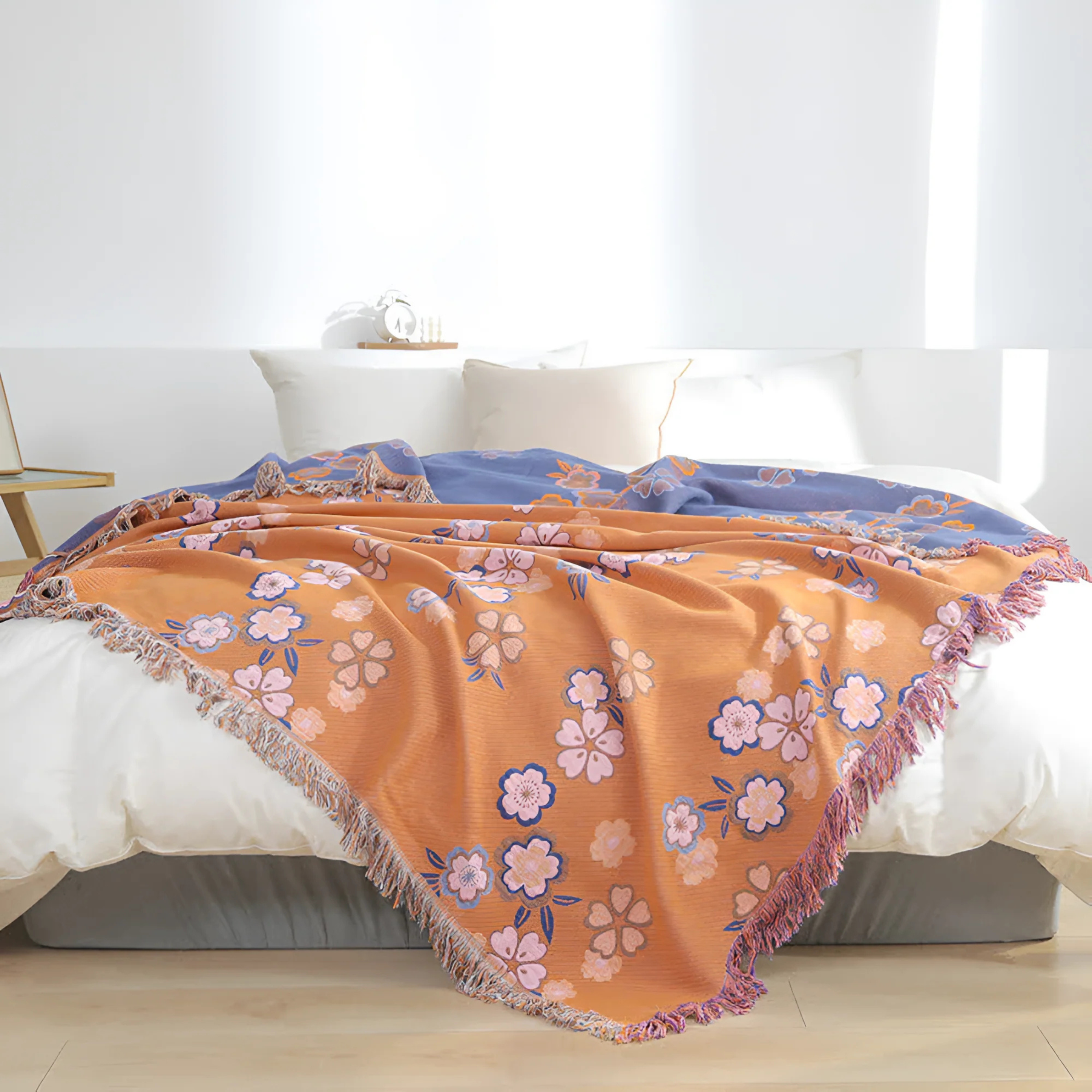 Floral Charm Tassel Blanket