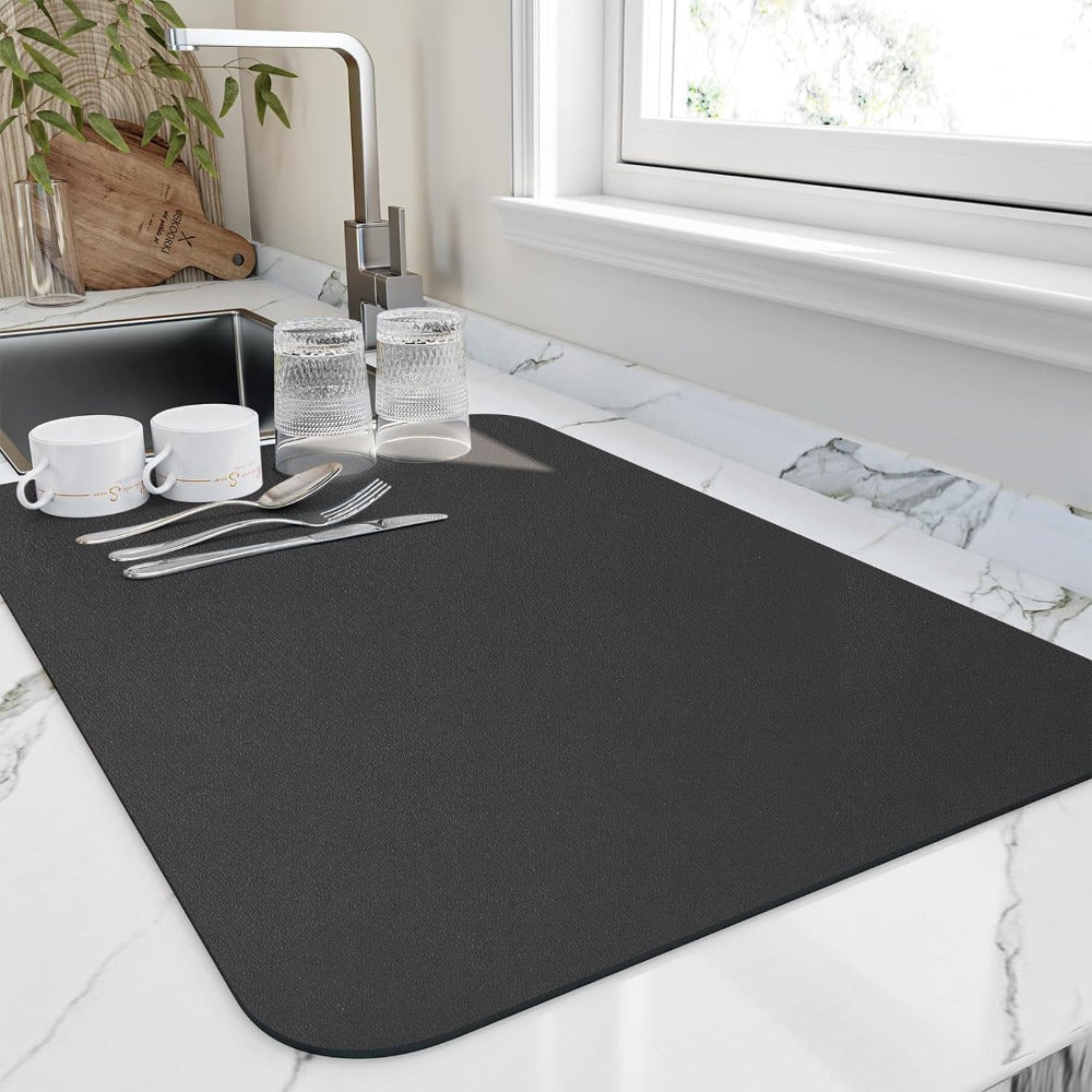 Ultra-Absorbent & Fast-Drying Kitchen Dish Mat