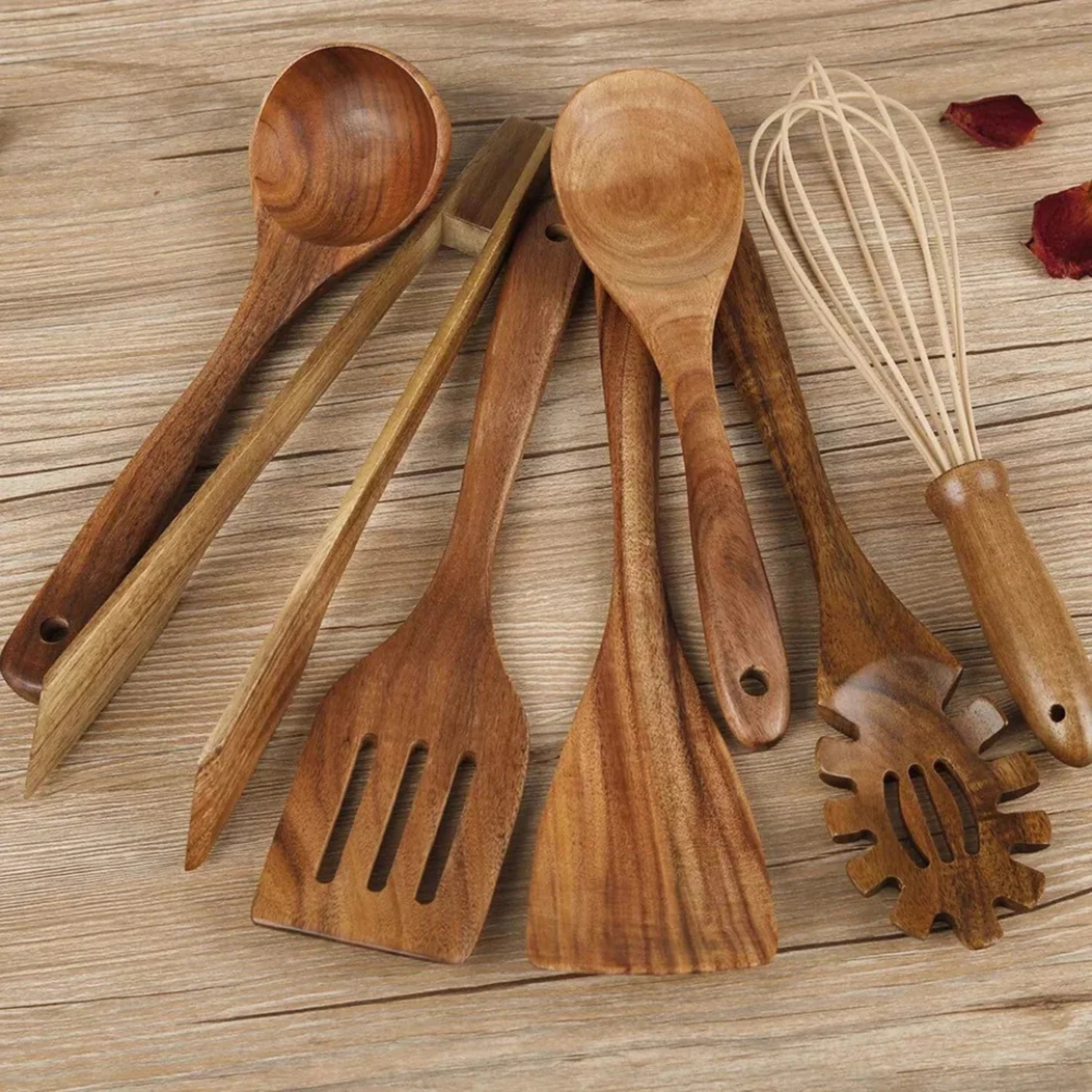 7-Piece Exquisite Wooden Kitchen Utensils Set