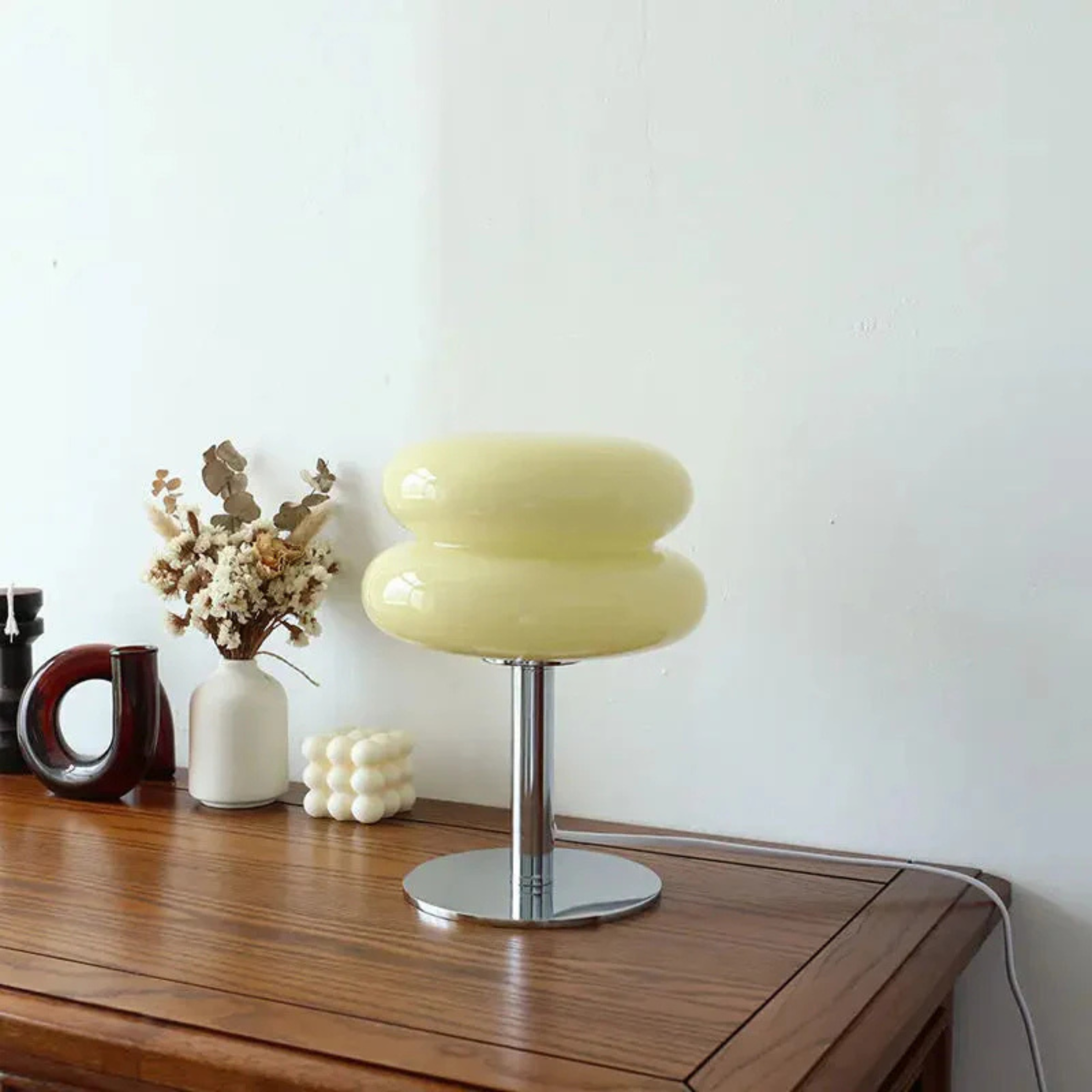 Bauhaus-Style Italian Retro Table Lamp