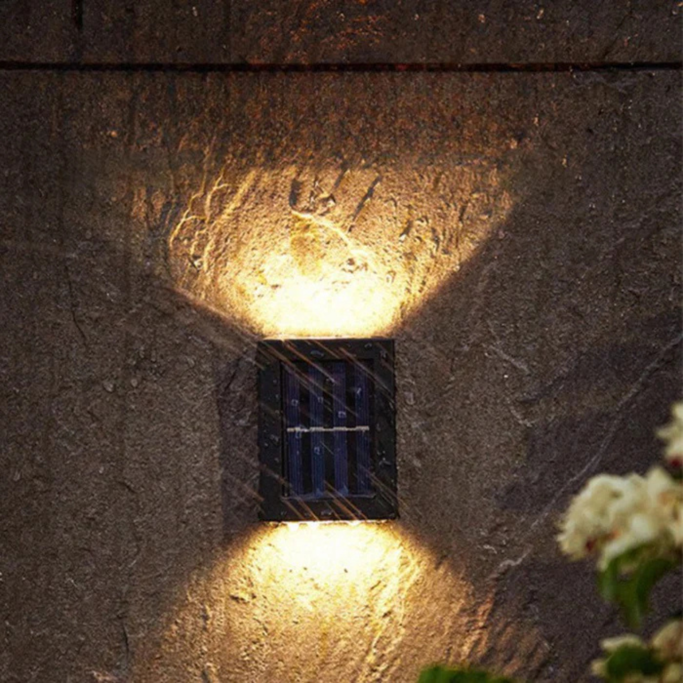 Elegant Minimalist LED Solar Outdoor Lights