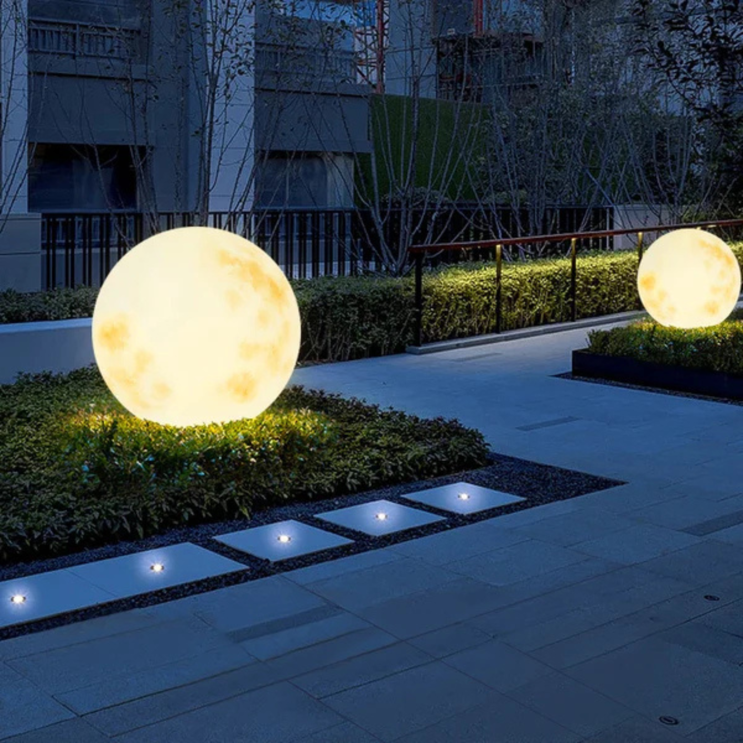Lunar Glow Garden Light