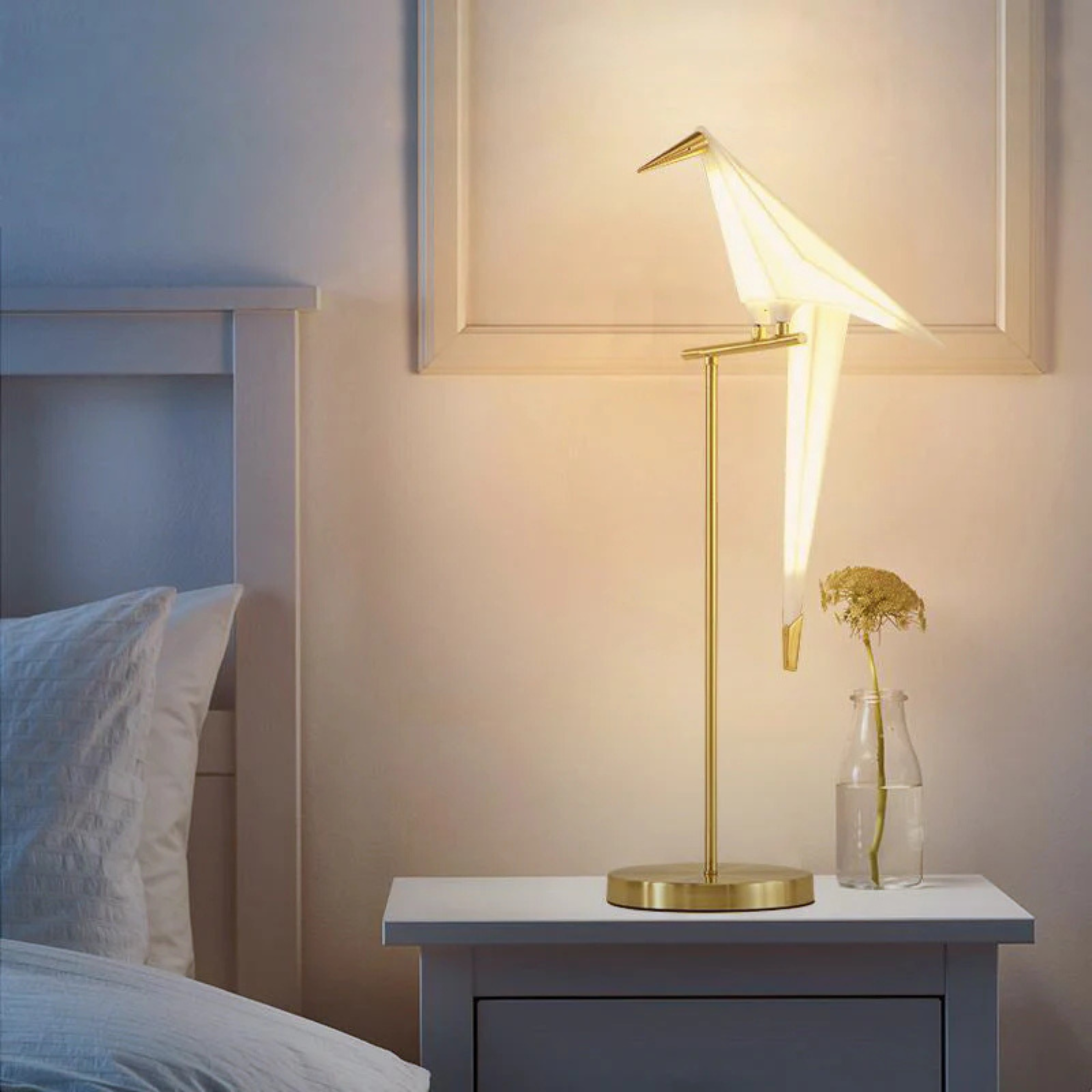 Modern Stylish Magnetic Origami-Inspired Bird Lamp