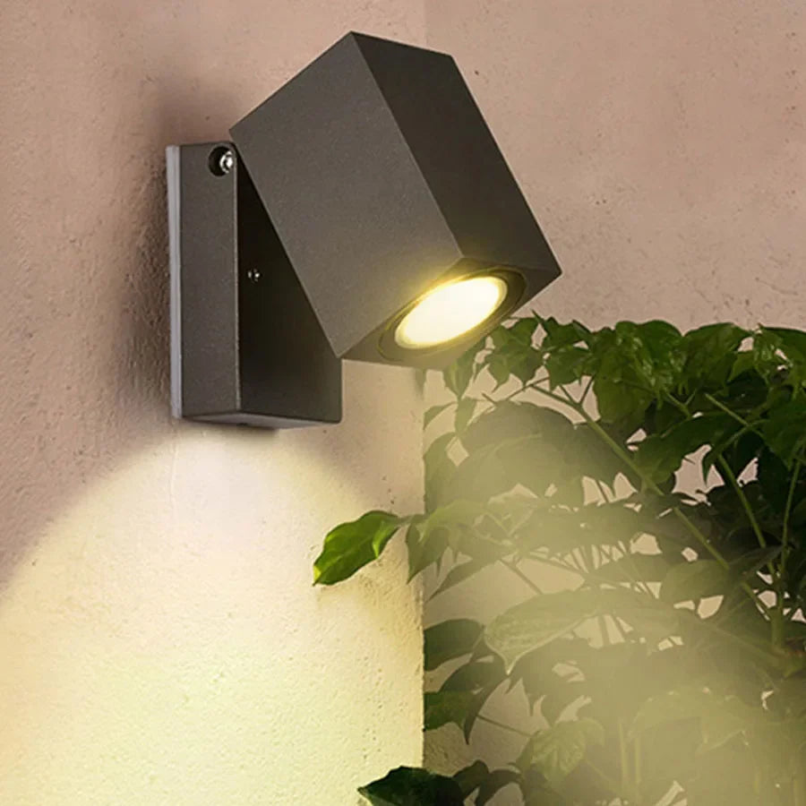 Durable Waterproof Outdoor Spotlight