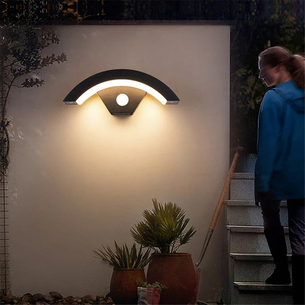 Elegant Curve Waterproof Outdoor Wall Light