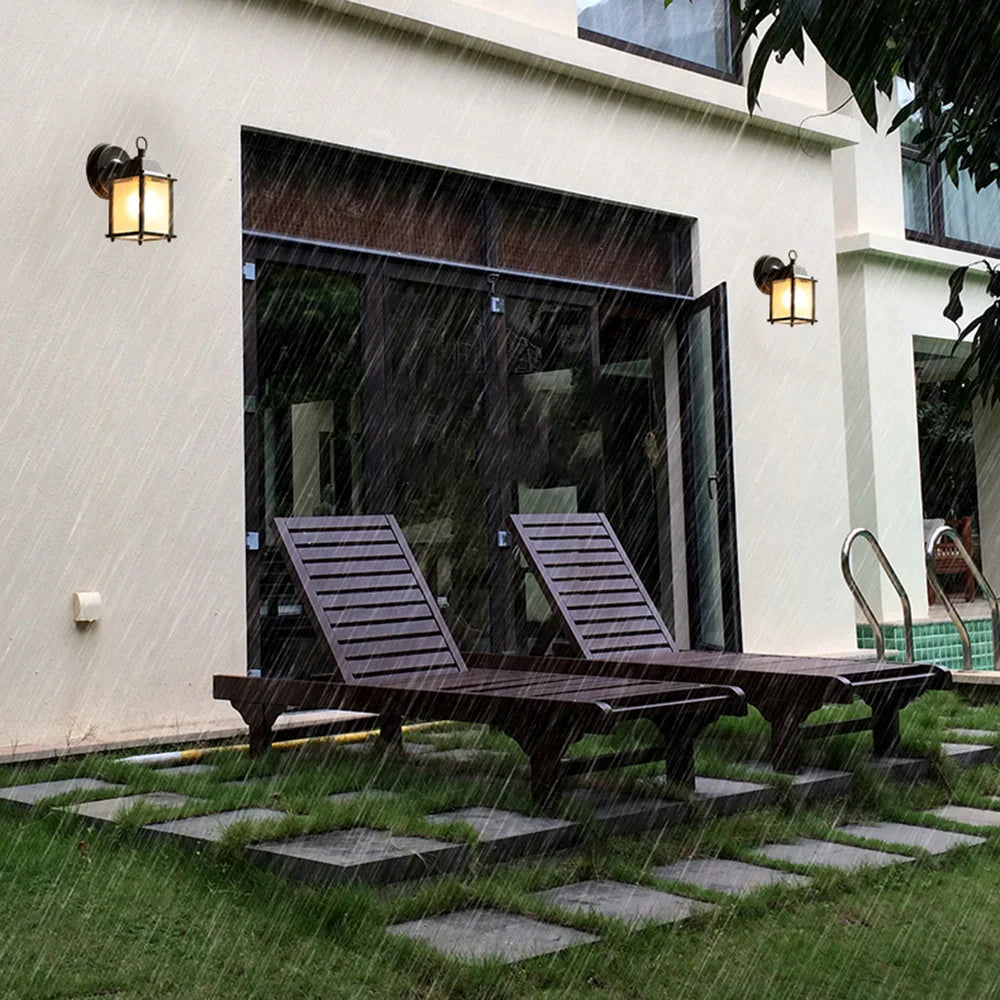 European Retro Outdoor Wall Light