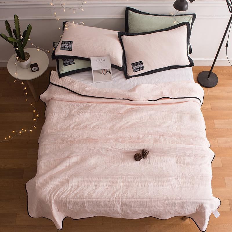 Cozy Cooling Blanket | Extra Comfort & Skin-Friendly
